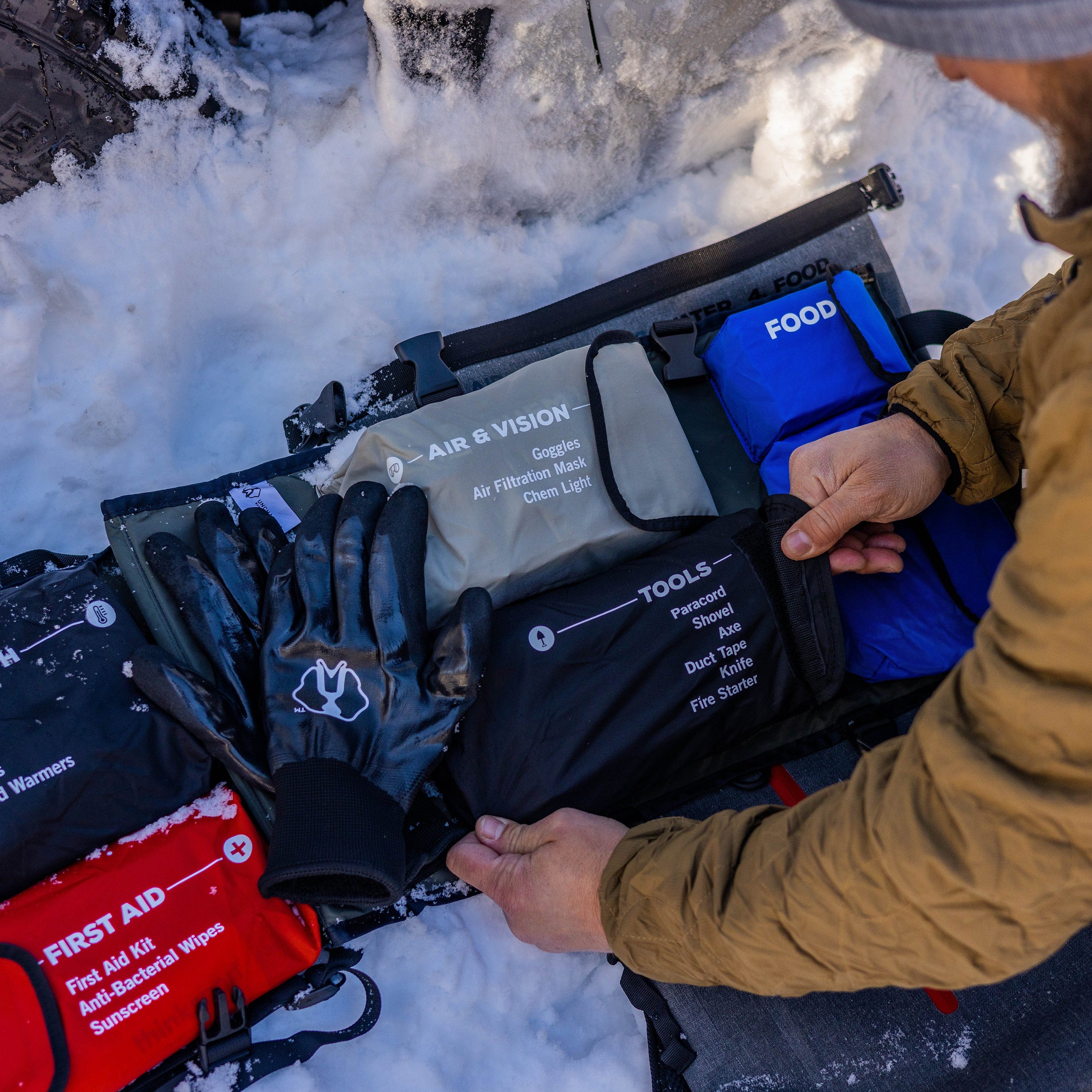 Hoodoo Sports THE SEVENTY2 Survival System