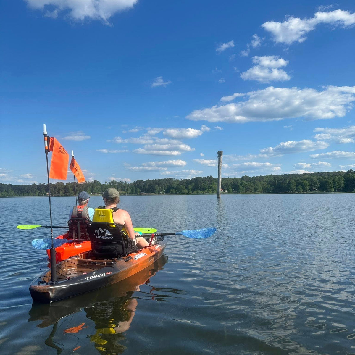 Molten Lava Element 100S on the lake
